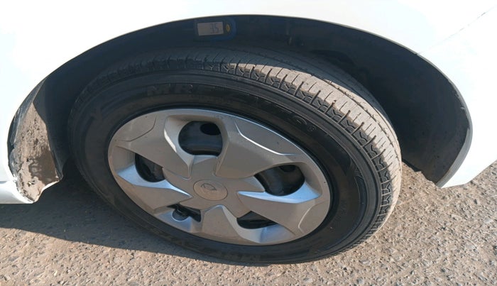 2024 Tata Tiago XM CNG, Petrol, Manual, 35,708 km, tyre