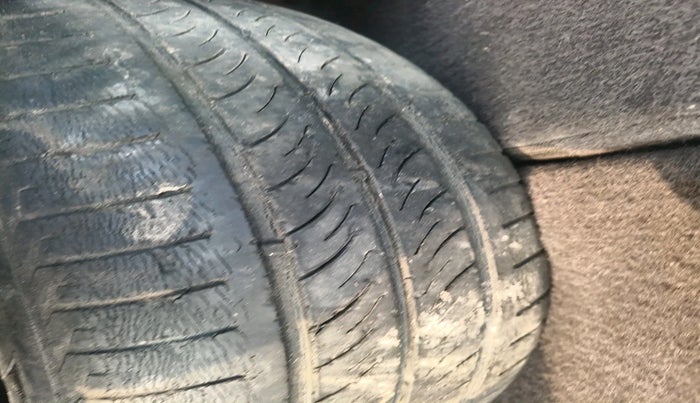 2014 Chevrolet Beat LS DIESEL, Diesel, Manual, 57,412 km, tyre