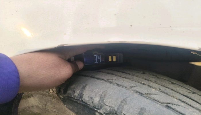 2014 Chevrolet Beat LS DIESEL, Diesel, Manual, 57,412 km, tyre