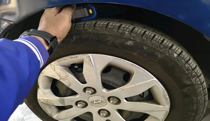 2014 Hyundai Eon 1.0 MAGNA +, Petrol, Manual, 60,820 km, tyre