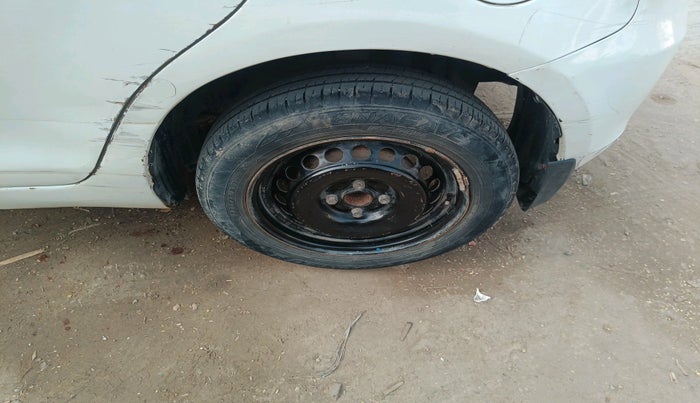 2012 Maruti Swift VXI, Petrol, Manual, 1,14,664 km, tyre