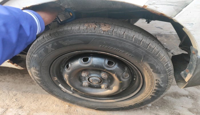 2014 Maruti Alto 800 VXI, Petrol, Manual, 91,733 km, tyre