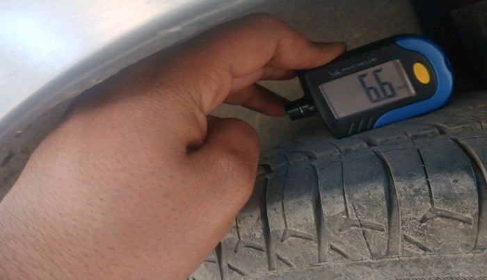 2014 Maruti Swift Dzire VXI, Petrol, Manual, 94,756 km, tyre