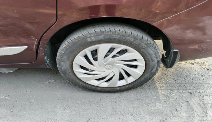 2022 Maruti Ertiga VXI AT SHVS, Petrol, Automatic, 84,805 km, tyre