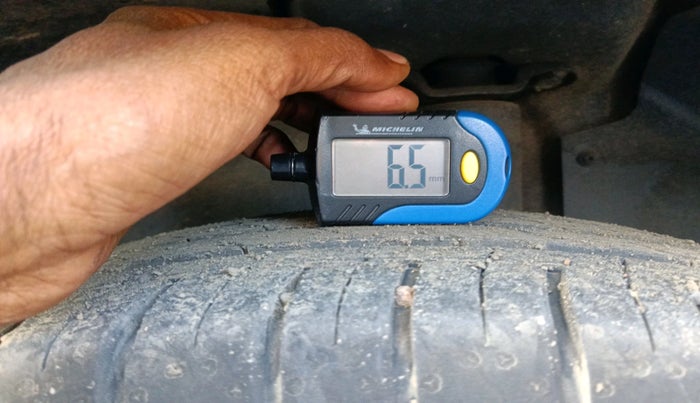 2023 MG HECTOR SMART PRO 1.5 TURBO MT PETROL, Petrol, Manual, 9,973 km, tyre