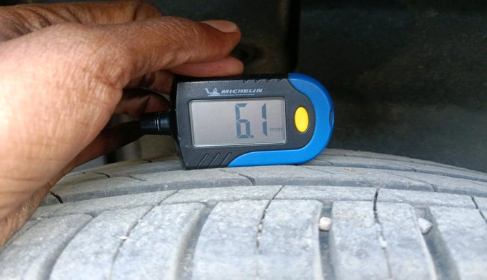 2023 MG HECTOR SMART PRO 1.5 TURBO MT PETROL, Petrol, Manual, 9,973 km, tyre