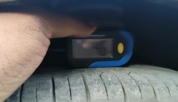 2013 Hyundai Santro Xing GLS, Petrol, Manual, 34,748 km, tyre