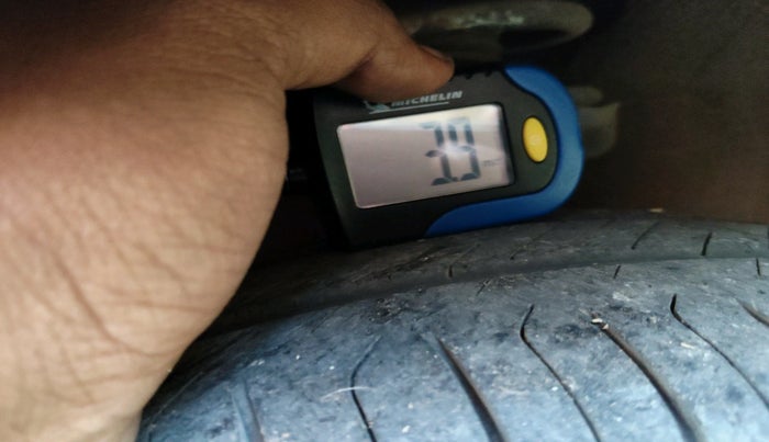 2013 Hyundai Santro Xing GLS, Petrol, Manual, 34,748 km, tyre