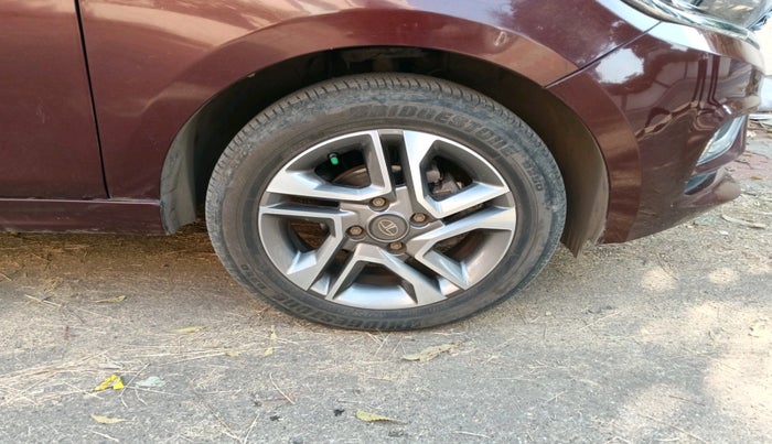 2023 Tata TIGOR XZ PLUS PETROL, Petrol, Manual, 10,702 km, tyre