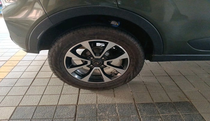 2020 Tata NEXON XZ PLUS SUNROOF PETROL DUAL TONE, Petrol, Manual, 63,315 km, tyre