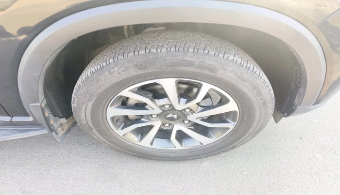 2025 Mahindra SCORPIO-N Z8 L DIESEL AT 2WD 7 STR, Diesel, Automatic, 14,316 km, tyre