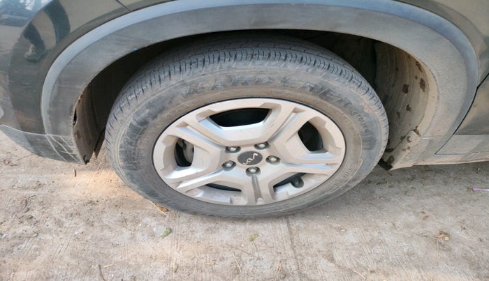 2023 KIA SONET HTK PLUS 1.0 IMT, Petrol, Manual, 35,000 km, tyre