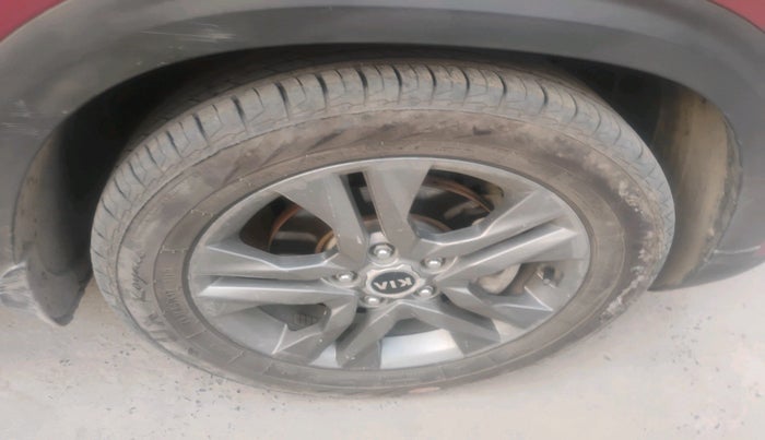 2021 KIA SELTOS HTX PLUS 1.5 DIESEL, Diesel, Manual, 1,77,260 km, tyre