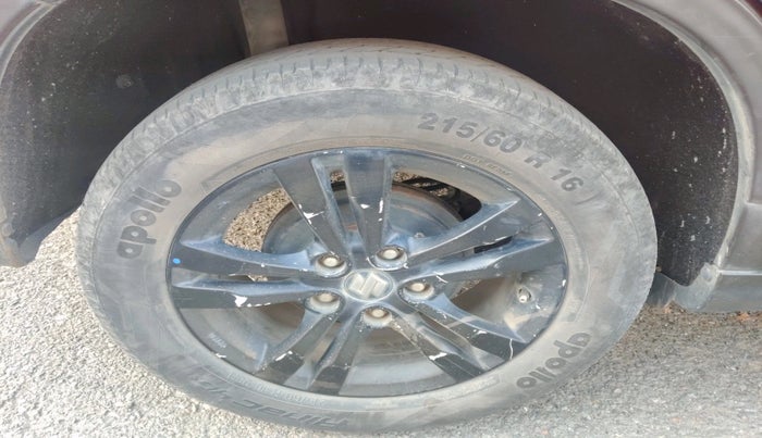 2018 Maruti Vitara Brezza ZDI PLUS AMT, Diesel, Automatic, 1,29,988 km, tyre