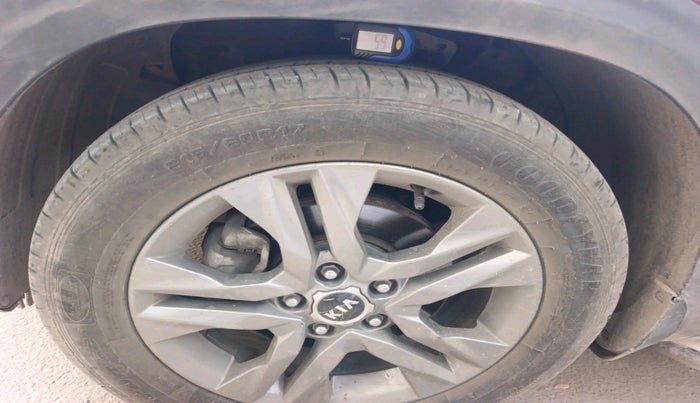 2020 KIA SELTOS HTX 1.5 PETROL, Petrol, Manual, 59,403 km, tyre