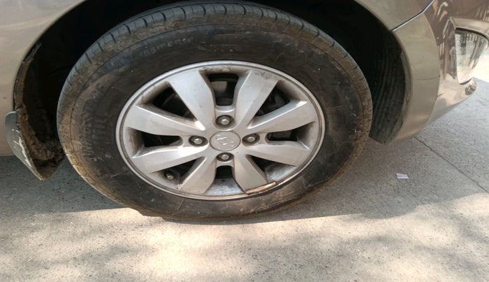 2013 Hyundai i20 SPORTZ 1.2, Petrol, Manual, 79,423 km, tyre