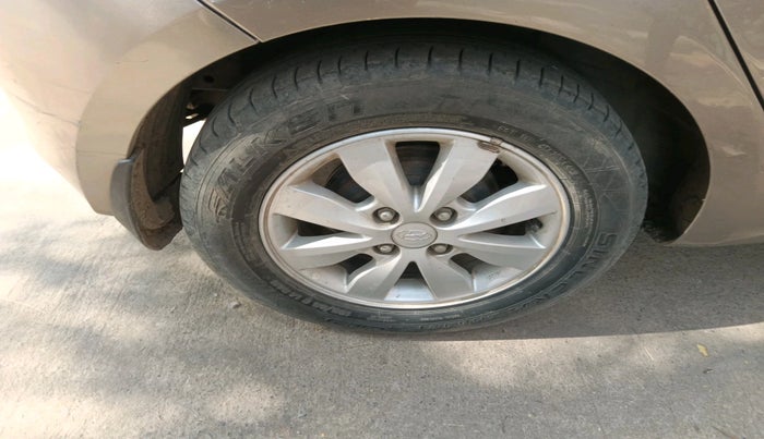 2013 Hyundai i20 SPORTZ 1.2, Petrol, Manual, 79,423 km, tyre