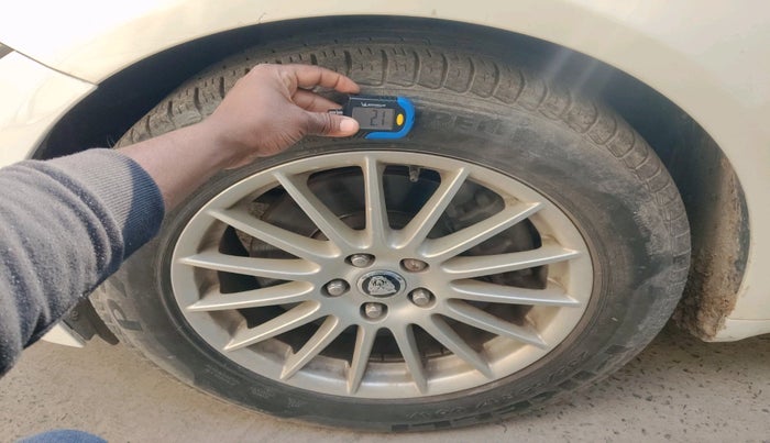 2013 Jaguar XF 3.0 DIESEL, Diesel, Automatic, 43,311 km, tyre