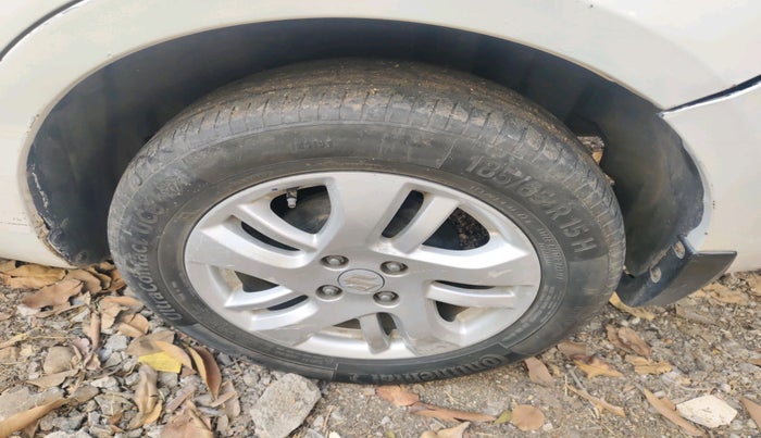 2013 Maruti Swift Dzire ZXI, Petrol, Manual, 1,65,343 km, tyre