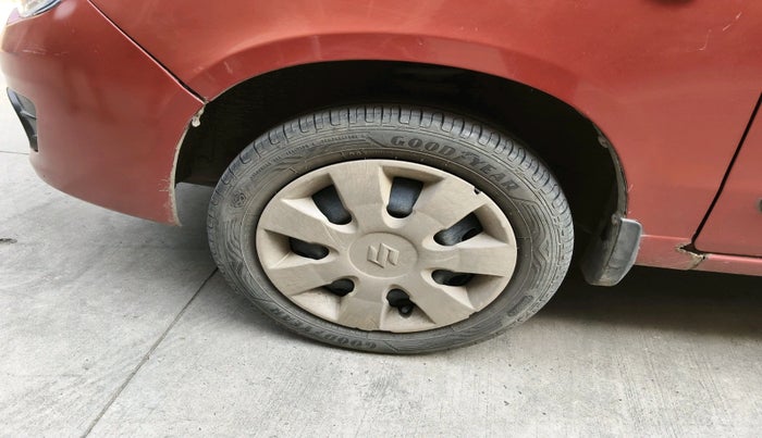 2011 Maruti Alto K10 VXI, Petrol, Manual, 59,629 km, tyre