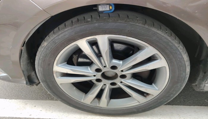 2014 Mercedes Benz E Class E 250 CDI AVANTGARDE, Diesel, Automatic, 76,369 km, tyre