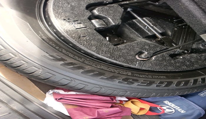 2016 Hyundai Creta SX PLUS AT 1.6 PETROL, Petrol, Automatic, 97,331 km, tyre