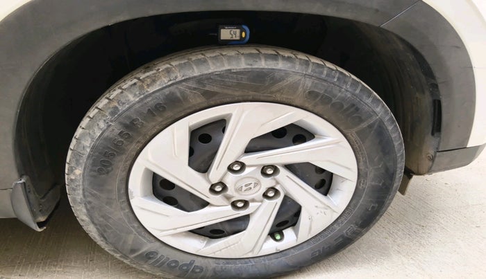 2020 Hyundai Creta E 1.5 DIESEL, Diesel, Manual, 67,472 km, tyre