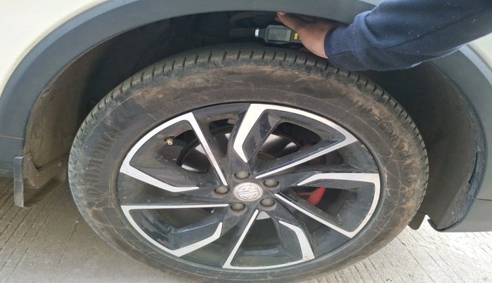 2022 MG ASTOR SUPER 1.5 MT, Petrol, Manual, 32,845 km, tyre