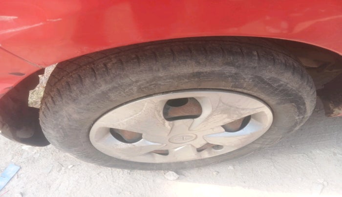 2021 Tata Tiago XT PETROL, Petrol, Manual, 38,306 km, tyre