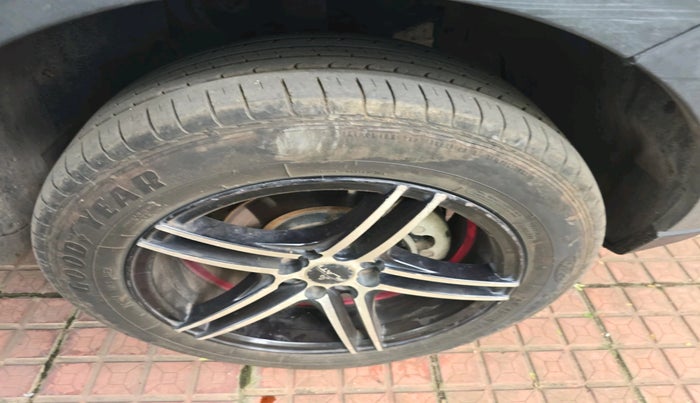 2020 Tata NEXON XM SUNROOF PETROL, Petrol, Manual, 53,005 km, tyre