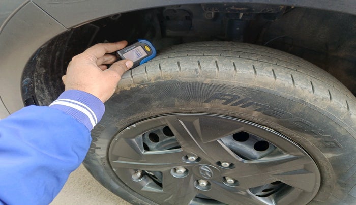 2024 Hyundai VENUE S(O) 1.2, Petrol, Manual, 14,981 km, tyre