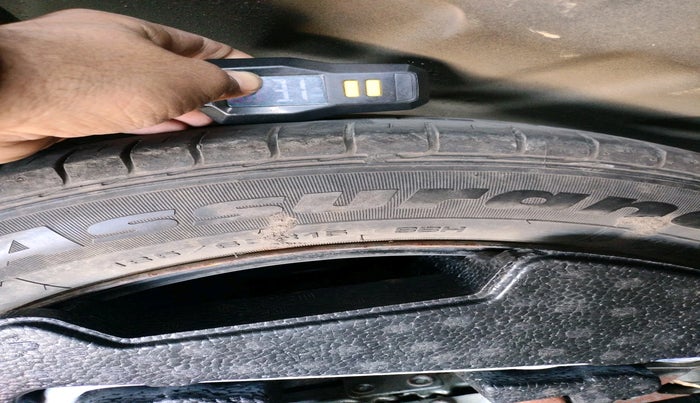 2018 Maruti Ciaz DELTA 1.5 SHVS MT PETROL, Petrol, Manual, 82,624 km, tyre