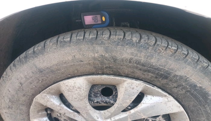 2022 Maruti Swift VXI, Petrol, Manual, 64,312 km, tyre