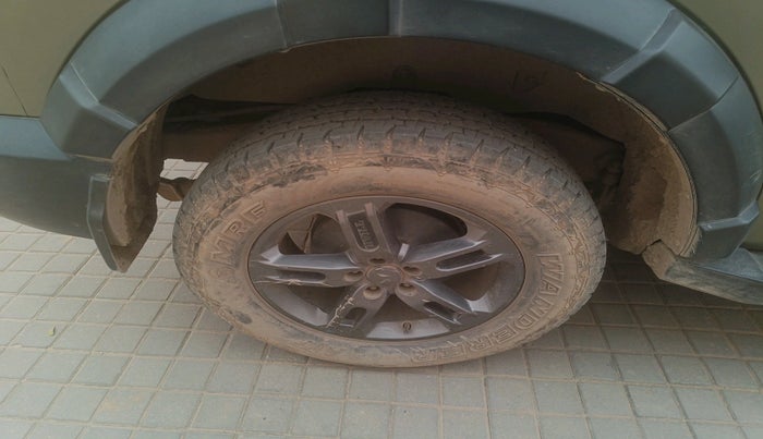 2023 Mahindra Thar LX D HT 2WD MT, Diesel, Manual, 25,058 km, tyre