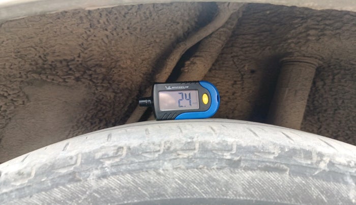 2011 Honda City 1.5L I-VTEC V MT, Petrol, Manual, 1,62,259 km, tyre