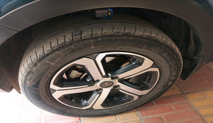 2022 Tata NEXON EV XZ PLUS, Electric, Automatic, 77,446 km, tyre