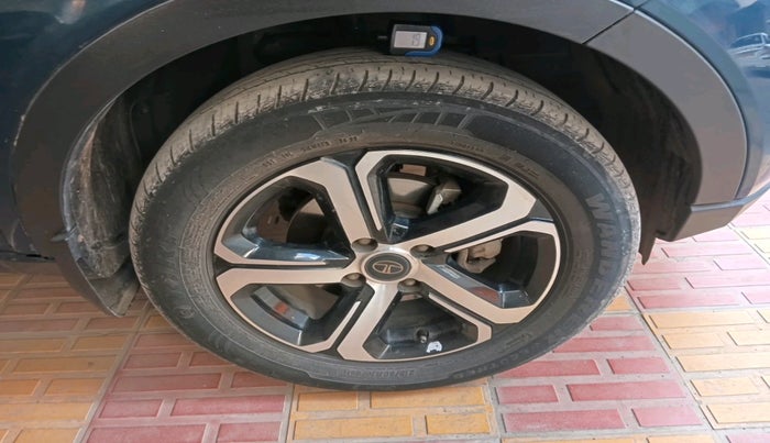 2022 Tata NEXON EV XZ PLUS, Electric, Automatic, 77,446 km, tyre