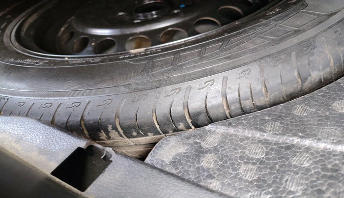 2023 Maruti BREZZA VXI, Petrol, Manual, 65,624 km, tyre