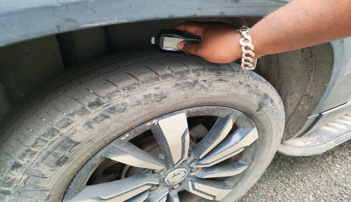 2020 MG HECTOR PLUS SHARP 1.5 PETROL TURBO DCT 6-STR, Petrol, Automatic, 56,420 km, tyre