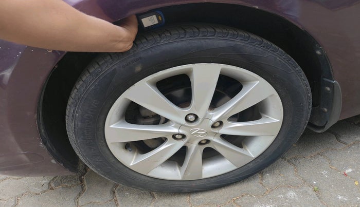 2013 Hyundai Verna FLUIDIC 1.6 VTVT SX, Petrol, Manual, 60,494 km, tyre