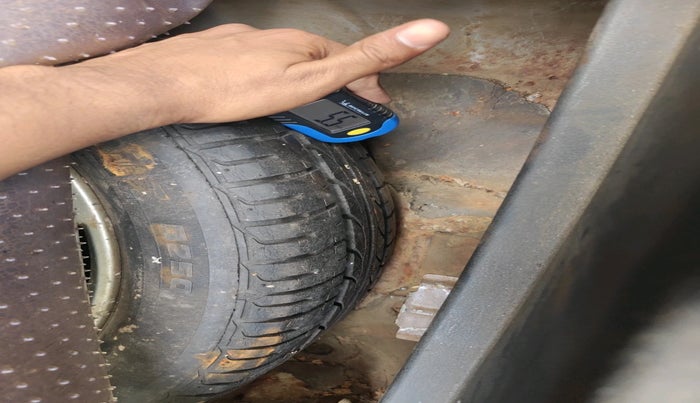 2013 Hyundai Verna FLUIDIC 1.6 VTVT SX, Petrol, Manual, 60,494 km, tyre