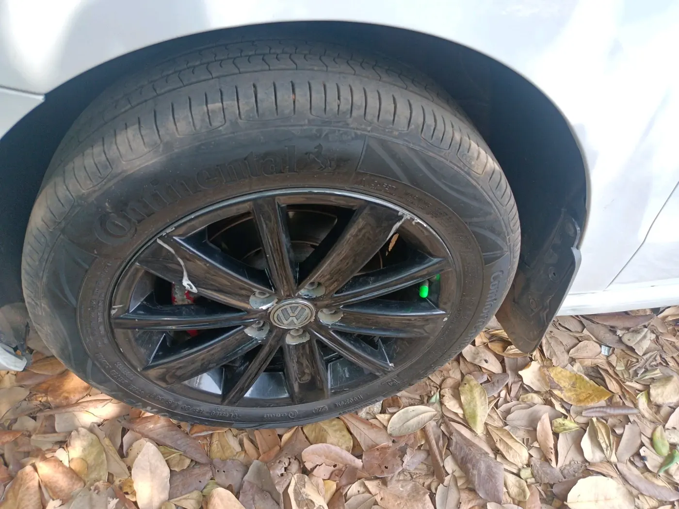 2018 Volkswagen Vento HIGHLINE 1.5 AT, Diesel, Automatic, 1,55,022 km, tyre