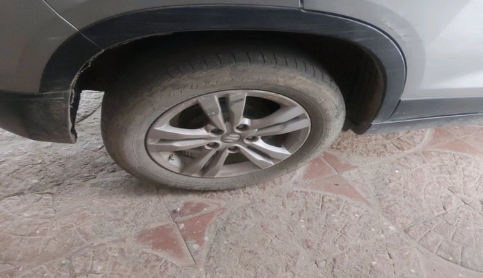 2017 Maruti Vitara Brezza ZDI, Diesel, Manual, 1,54,571 km, tyre