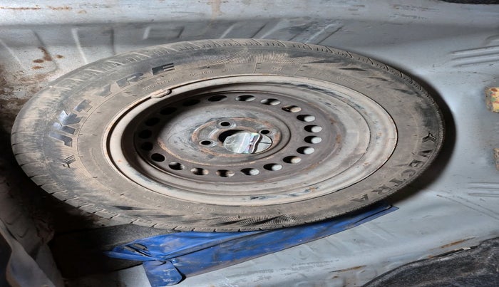 2020 Honda Amaze 1.2L I-VTEC S, Petrol, Manual, 64,315 km, tyre