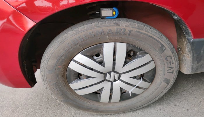 2020 Maruti Alto LXI, Petrol, Manual, 29,283 km, tyre