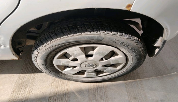 2018 Datsun Redi Go A, Petrol, Manual, 64,441 km, tyre