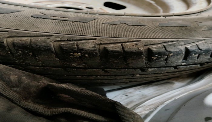 2018 Datsun Redi Go A, Petrol, Manual, 64,441 km, tyre