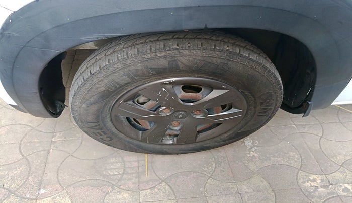 2019 Renault Kwid RXT 1.0 (O), Petrol, Manual, 21,769 km, tyre