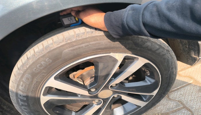 2023 Tata ALTROZ XZ PETROL, Petrol, Manual, 25,562 km, tyre