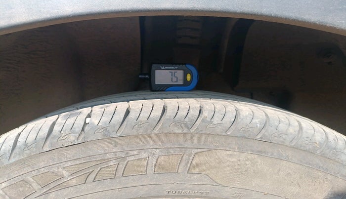 2018 Renault Captur RXL DIESEL, Diesel, Manual, 81,355 km, tyre